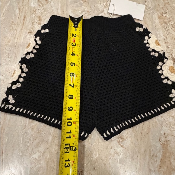 Crocheted Zara shorts - Picture 5 of 6